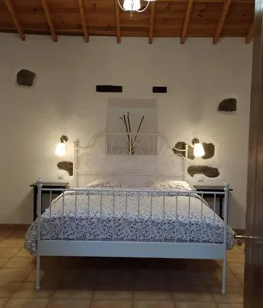 Tasarte. Casa Adosada. Berajot 7.