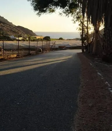 Apartman Tasarte. Casa Adosada. Berajot 7. Playa de Tasarte