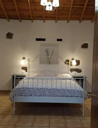 Tasarte. Casa Adosada. Berajot 7.